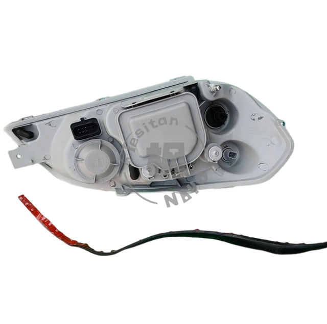 B11-3772020BA ​​Wide-Beam Long-Lasting LED-Enhanced Headlight for Chery